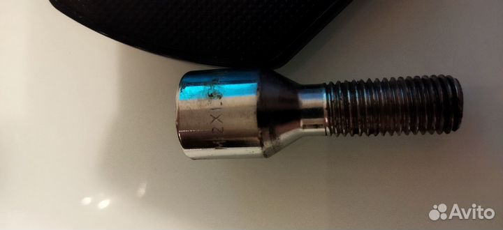 Колесные болты m12x1.5