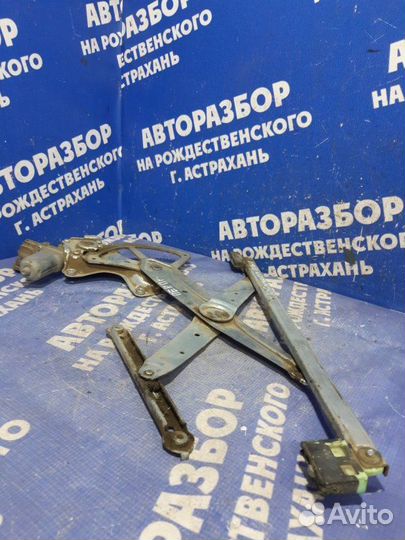 Передний правый стеклоподъемник Toyota Highlander