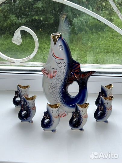 Штоф рыбки с рюмками СССР