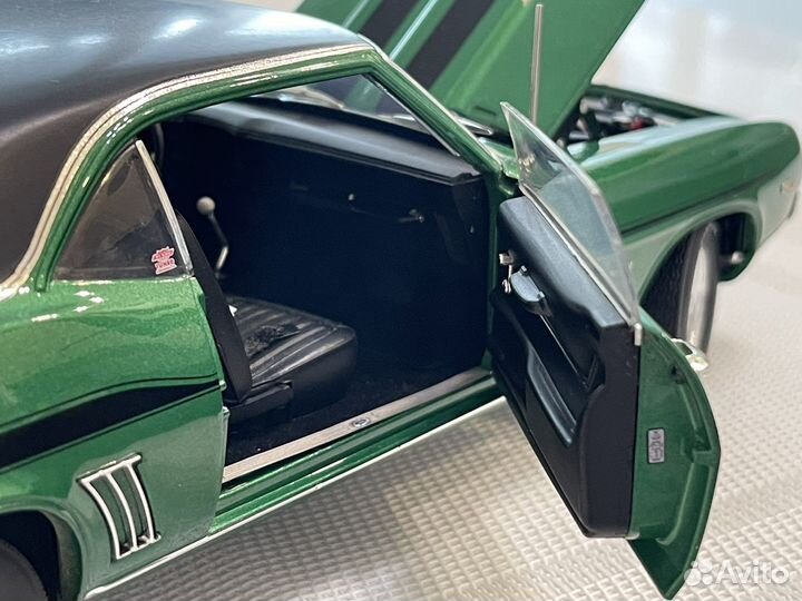 1:18 Chevrolet Camaro Highway 61