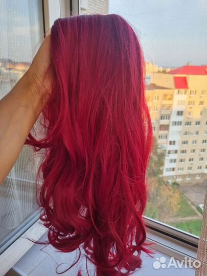 Парик красный длинный