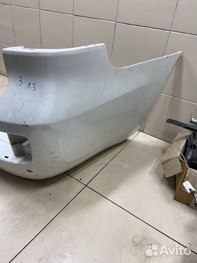 Бампер задний Toyota Land Cruiser