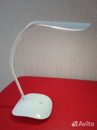 Лампа настольная светодиодная