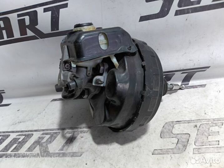 Вакуумный усилитель тормозов Audi A4 B8 2.0 cdnc