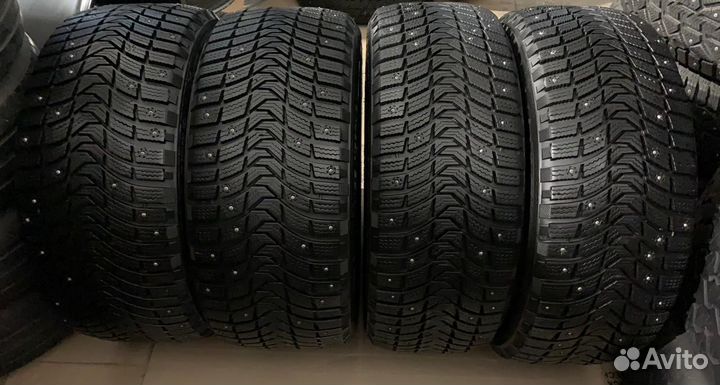 Michelin X-Ice North 3 225/45 R18 и 255/40 R18 99T