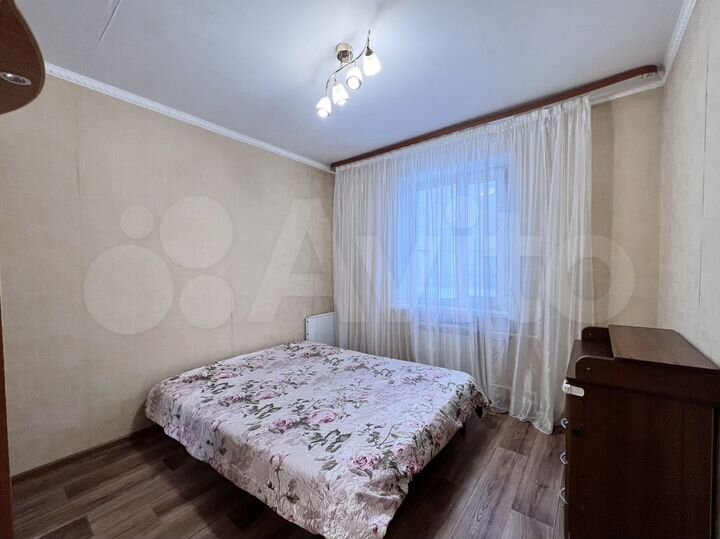2-к. квартира, 52 м², 1/5 эт.