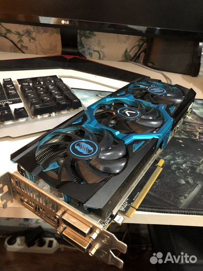 Видеокарта r9 290