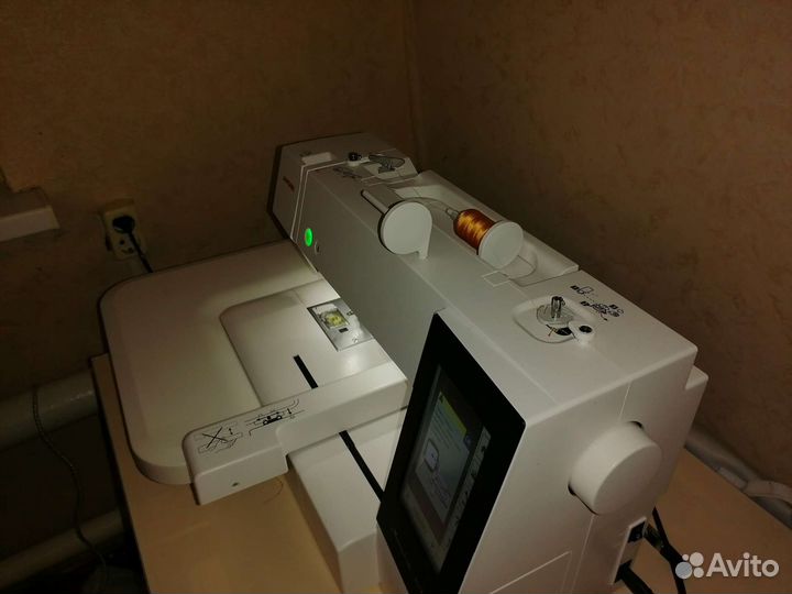 Швейная машина бу Janome 500E