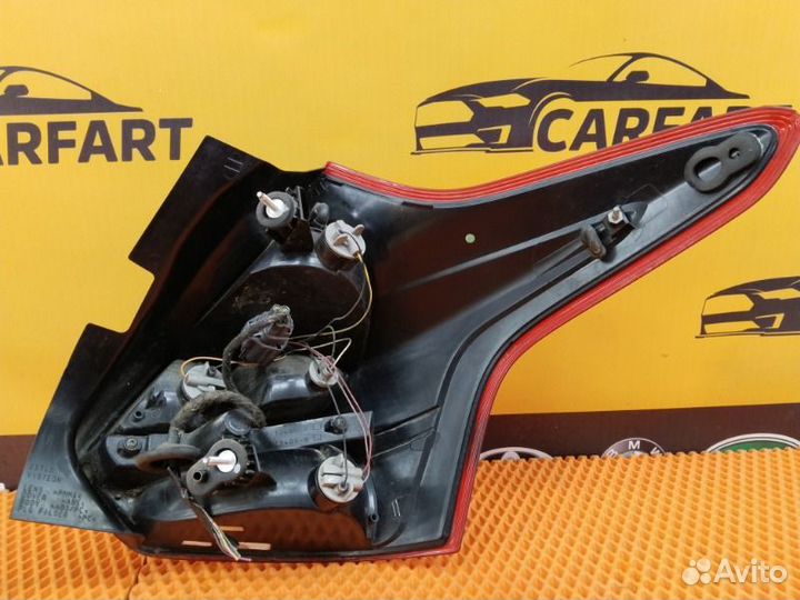 Фонарь задний левый Ford Focus 3 CB8 pnda 1.6 2011