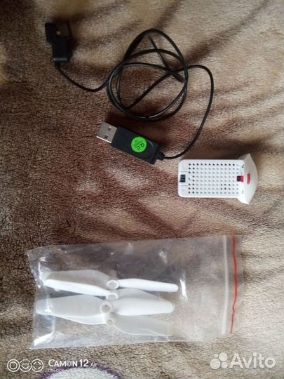 Квадрокоптер Syma X23W