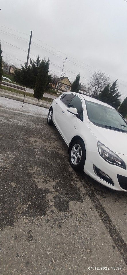 Opel Astra: фото владельца