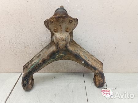 Рычаг передний нижний Киа