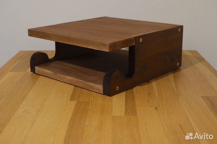 Крепление для велосипеда на стену из бука