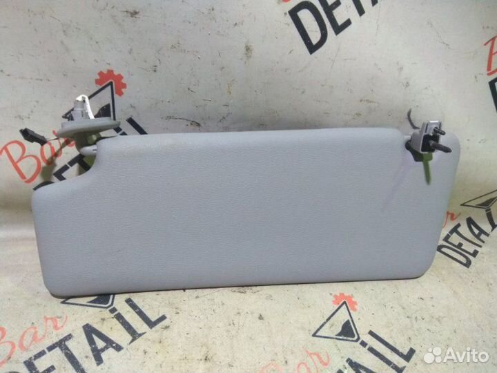 Козырек солнцезащитный передний правый Bmw X3 E83