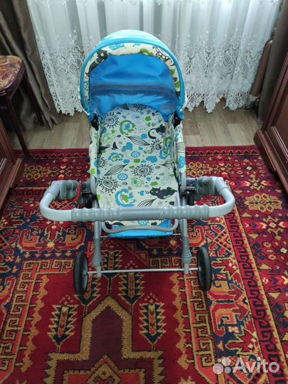 Коляска для кукол