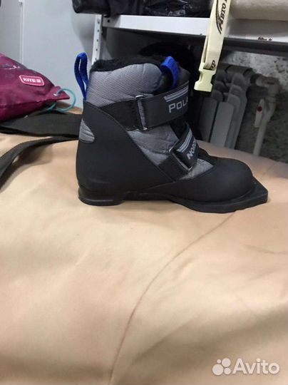 Лыжи беговые детские 140 с ботинками