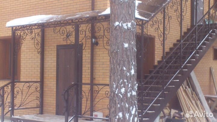 Гаражные ворота, лестницы, перила, козырьки,решётк