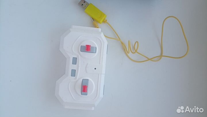 Конструктор лего машина на пульте управления