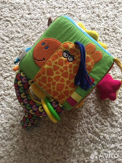 Детские игрушки развивающие от 0 до 1,5 лет