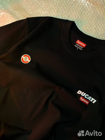 Футболки Supreme