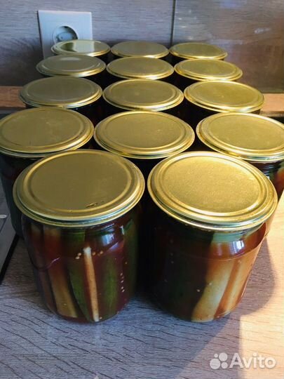 Огурчики в томатном соусе с горчицей 530 г, 0,5 л