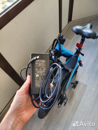 Велосипед складной с электроприводом