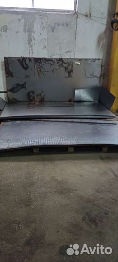 Металлический лист стальной