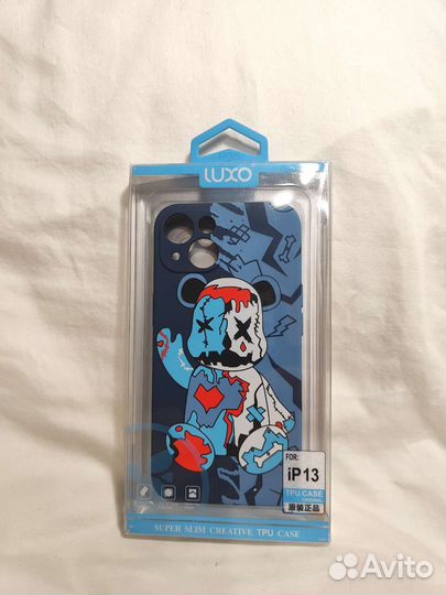 Чехол на iPhone 13