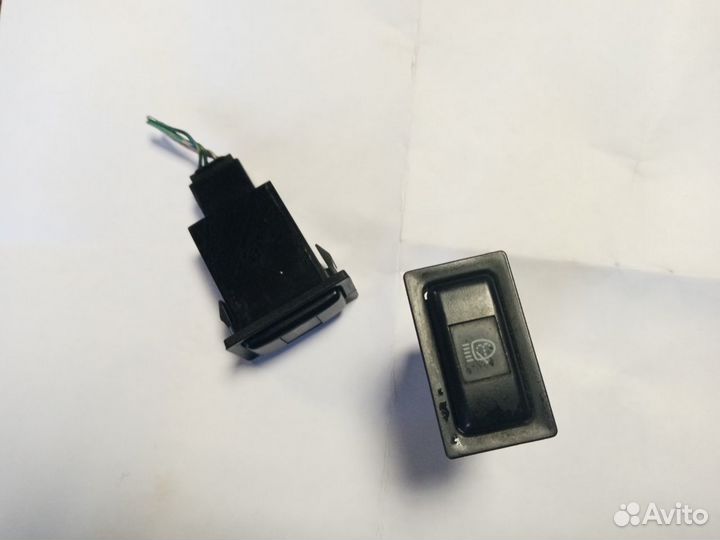 Кнопка омывателя фар тойота авенсис 1