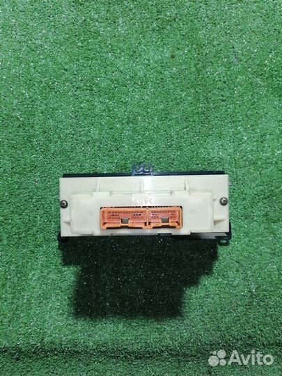 Блок управления климатической установкой Toyota Ca