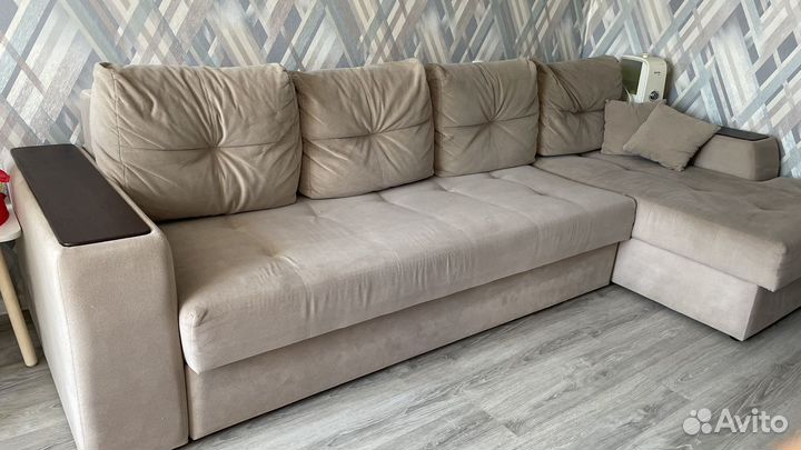 Угловой диван