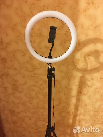 Кольцевая лампа