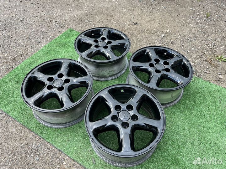 Литые диски R16 5x114,3 toyota