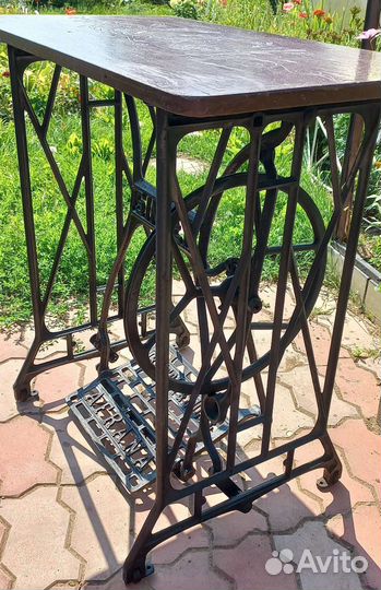 Станина для швейной машины