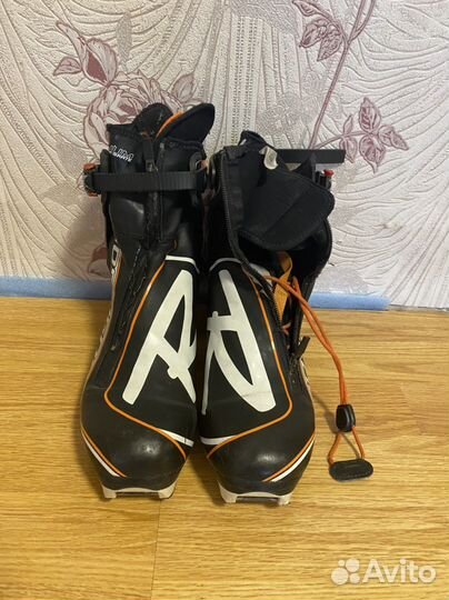 Лыжные ботинки коньковые rossignol x-ium skate