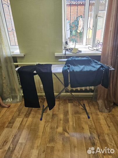 Отдам бесплатно женские вещи пакетом