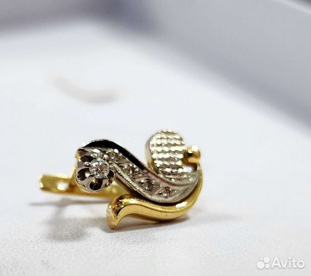 Золотые серьги 750 пробы с бриллиантами СССР