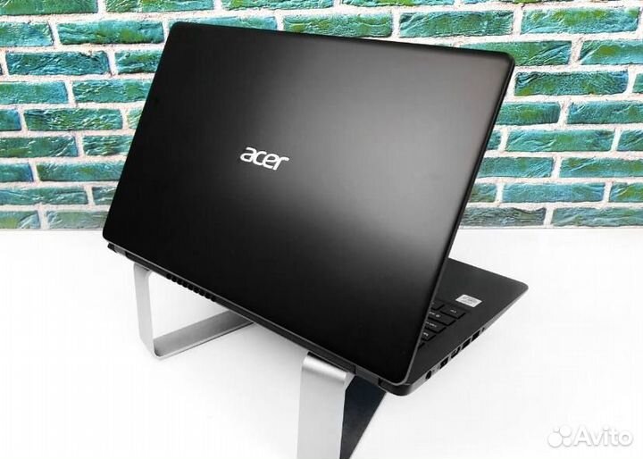 Ноутбук для офиса и графики Acer Aspire