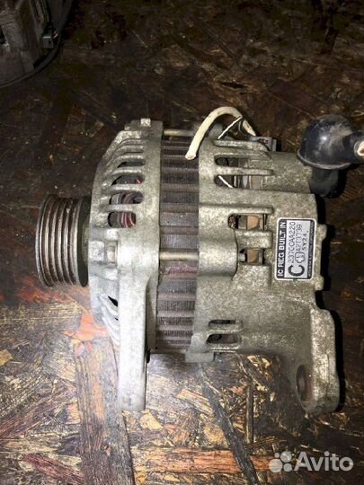 Генератор EJ20 Subaru Legacy BD6 23700AA220 A2T373