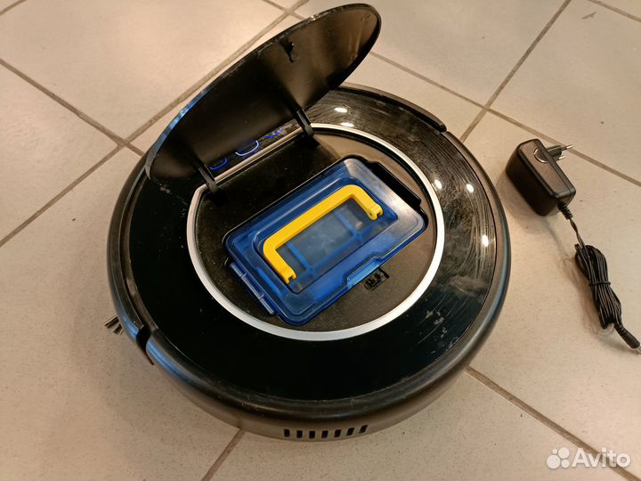 Робот-пылесос panda X500