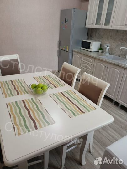 Столы и стулья