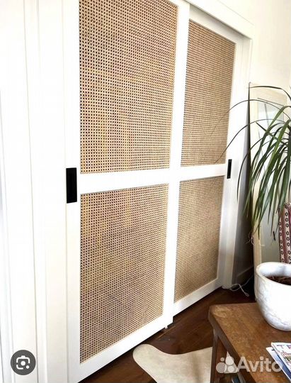 Шкаф с ротанговыми фасадами на заказ под ключ