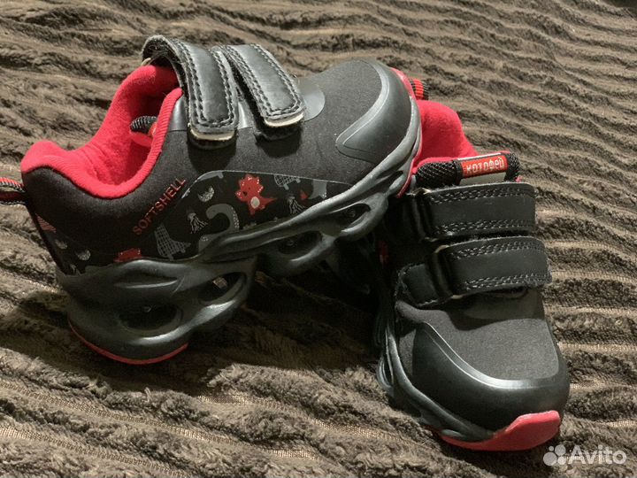 Кроссовки котофей