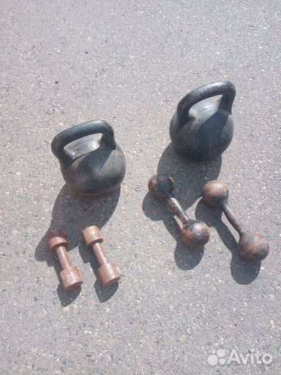 Набор гантелей