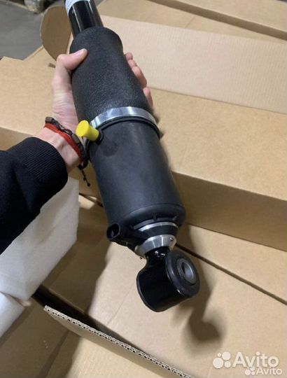 Cadillac escalade задний амортизатор