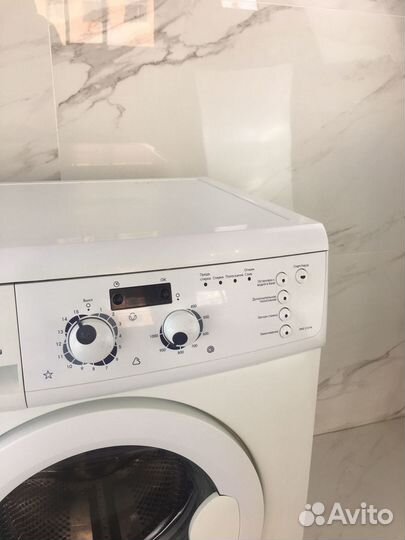 Стиральная машина Zanussi ZWG 2107 бу 6 кг