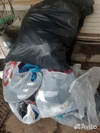 Одежду на девочку отдам