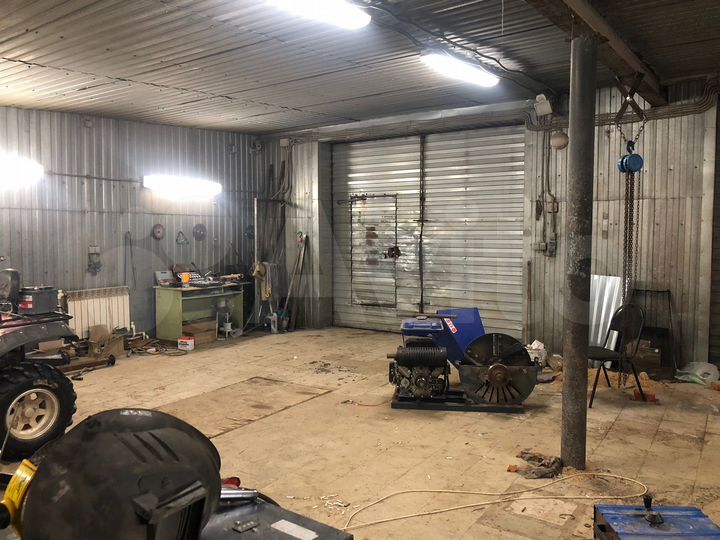 Гараж, > 30 м²