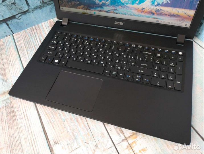 Свежий Acer Aspire на A6-9220/ RAM 6/ SSD в идеале