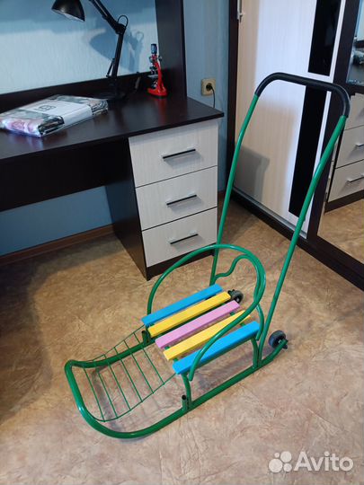 Детские санки на колесах